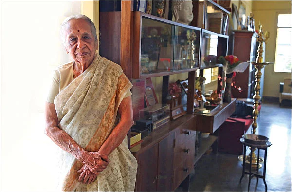 `` அந்தக் குழந்தைகள் எல்லாம் என் கண் முன்னே நிற்கற மாதிரி இருக்கு!’’