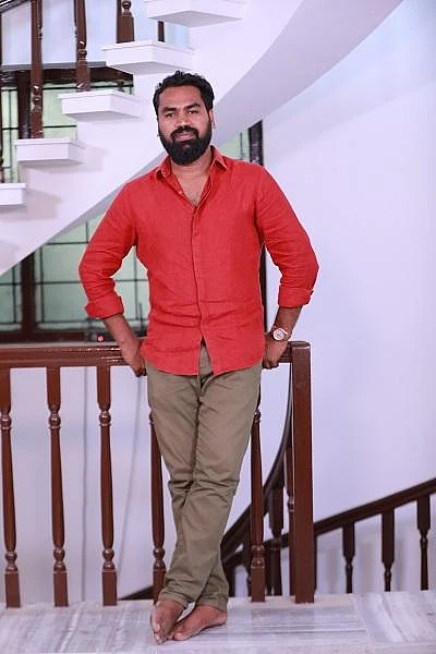 `அயோக்யா' படத்தின் இயக்குநர் வெங்கட் மோகன்