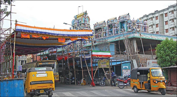 ஜாதகத்தில் சூரிய பலம் வேண்டுமா... வியாசர்பாடிக்கு வாருங்கள்!