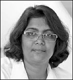 ஆண்பால் பெண்பால் அன்பால் - 11