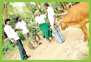 மாட்டு வண்டி கட்டிக்கிட்டு மெளனப் படம் பார்க்கப் போவோம் !