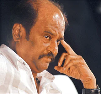 சீக்கிரமே வருவேன்... நல்லதே நடக்கும்! : ரசிகனிடம் ரஜினி சத்தியம்