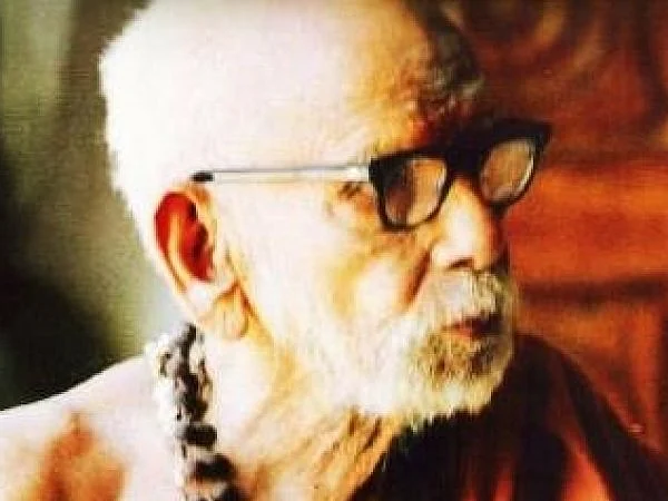 `தெய்வத்துள் தெய்வம்...' - மகா பெரியவா வரலாறு, நாடகமாய்... சரியான விடையளித்து டிக்கெட்களை வெல்லுங்கள்!