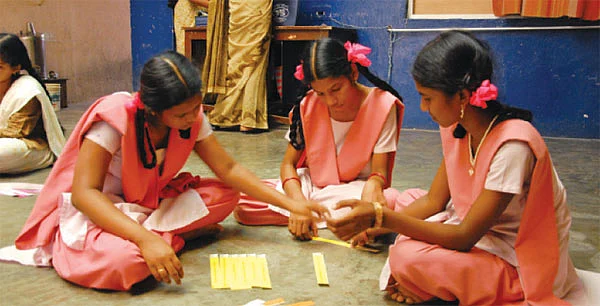 ''சமச்சீர்க் கல்விதான் வேண்டும்!''