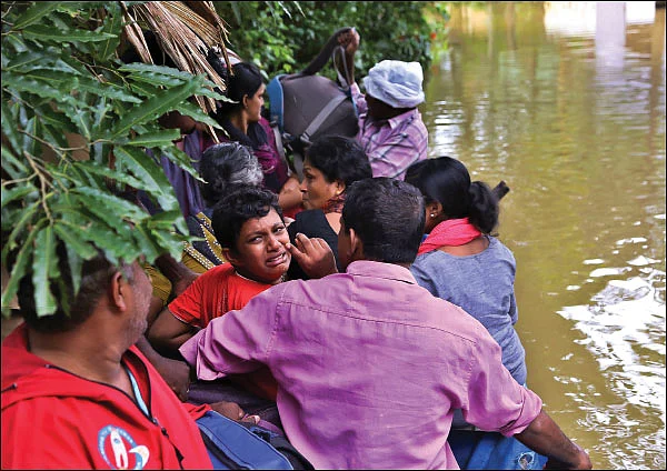 மீண்டெழட்டும் கேரளா!