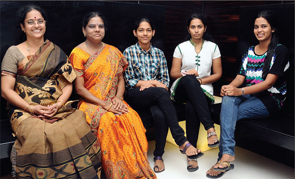 அவள் சினிமாஸ் - குட்டிப்புலி