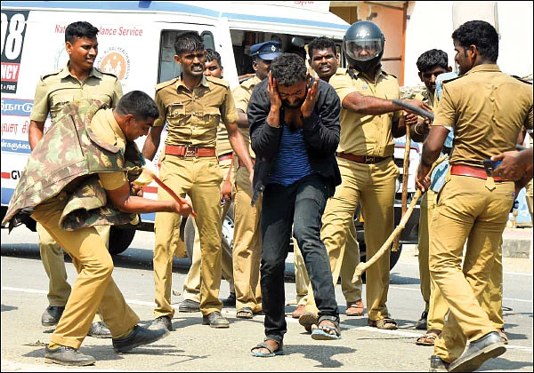 மே-22: அப்பாவிகளை கொல்லவா அரசாங்கம்?