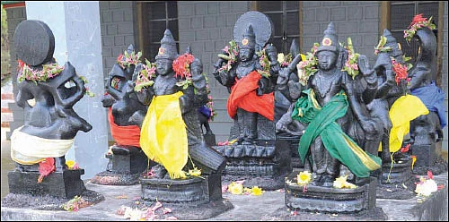 அழகன் குடியிருக்கும் அலகுமலை