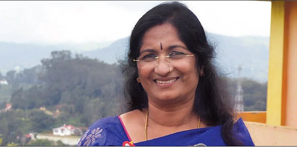 ‘`கதை சொல்லி குழந்தைகள் மனசைப் பிடிக்கணும்!’’ - ஷோபா பிரேம்குமார்
