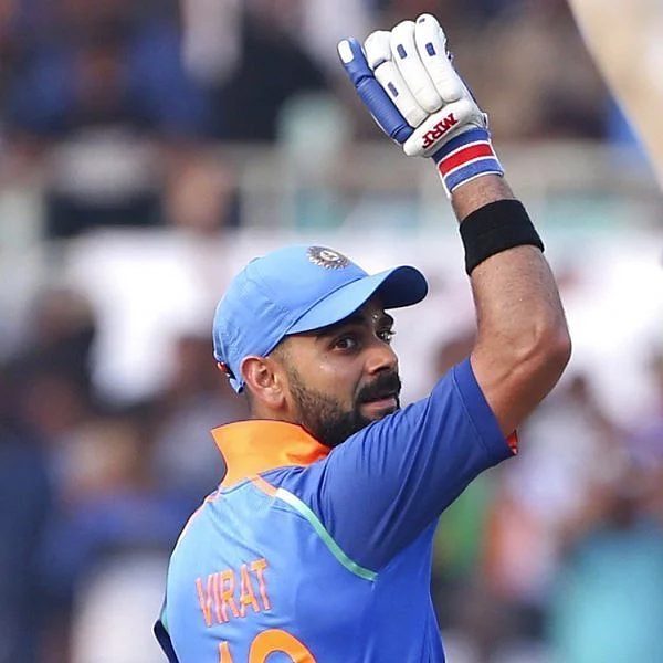விராட் கோலி - 99 சதவிகித பெர்ஃபெக்ஷனோடு ஆடும் AI மெஷின்! #HBDKingKohli
