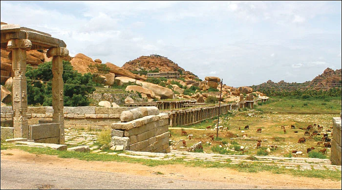 கொஞ்சம் சரித்திரம் கொஞ்சம் தரிசனம்! - 9