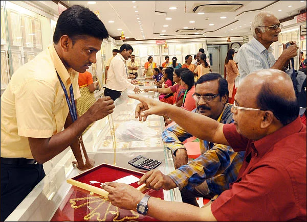 நகைச் சீட்டு... கோல்டு ஃபண்ட்... தங்கப் பங்குகள்... தங்கம் வாங்க எது பெஸ்ட்?