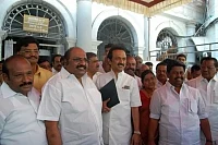 சட்டசபையிலிருந்து திமுக வெளிநடப்பு!