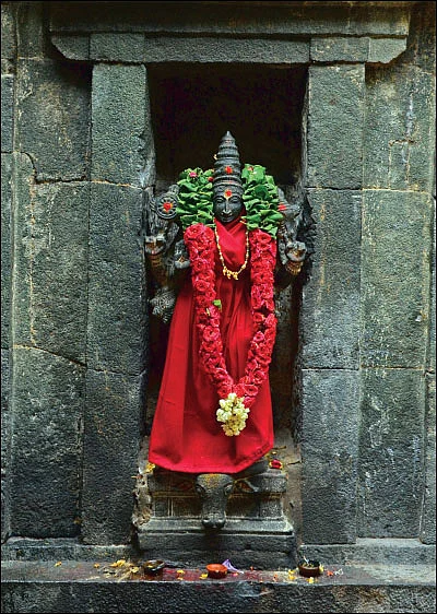 கேள்வி பதில் - துர்காதேவிக்கு ராகுகால பூஜை ஏன்?