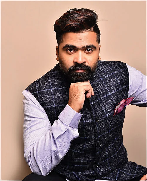 விகடன் பிரஸ்மீட்: “எங்கப்பா மாதிரி இருக்கக்கூடாதுன்னு நெனச்சேன்!” - சிம்பு
