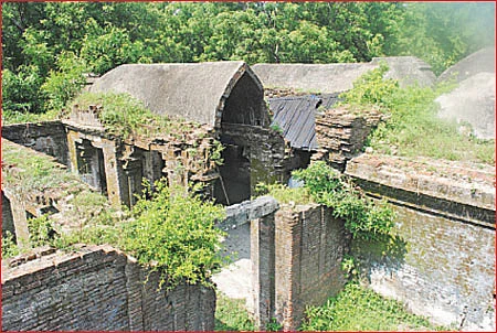 ஆலயம் தேடுவோம்