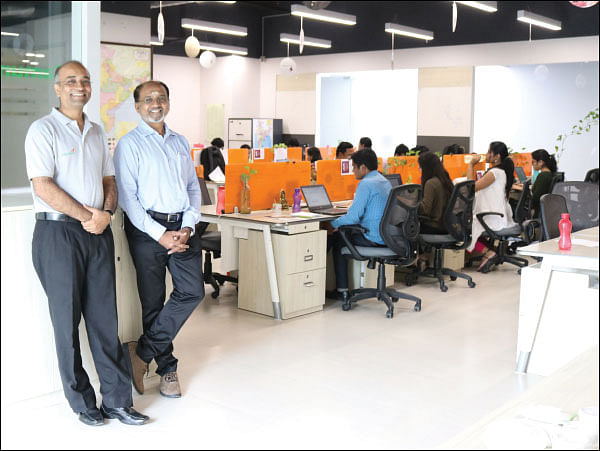 டெக்ஜாம்பவான்கள்! - #LetStartup - விவசாயிகளுக்கு எளிதில் கடன் தரும் புதிய தொழில்நுட்பம்!