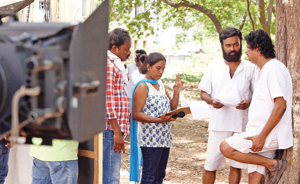 எழுத்துக்கு அப்பால்...