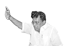 தலைவரை வந்து பார்க்கச் சொல்லும்மா...