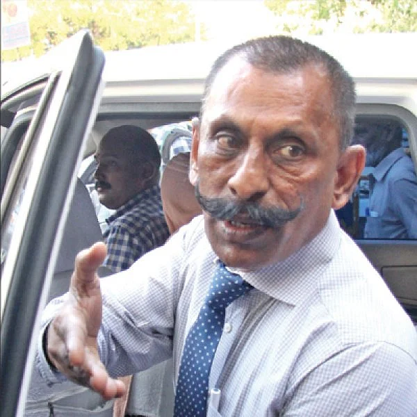 "தீனதயாளனை விசாரித்தால் உண்மைகள் வெளியே வரும்!"