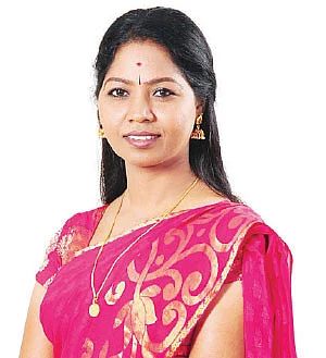 "பெண்களே, நாலு குழந்தை பெத்துக்கோங்க...”