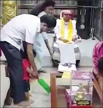 அழுகை... சிரிப்பு... சைகை!