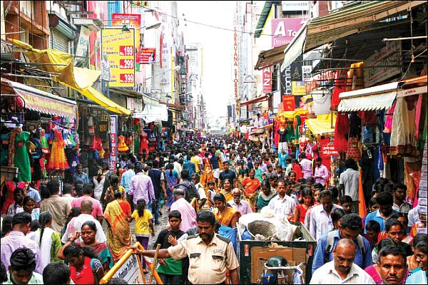 அங்காடித் தெரு! - வியாபார மையமாக மாறிய அக்ரஹாரம்!