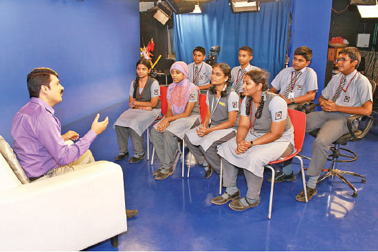 கற்றுக்கொண்டே இருங்கள்... வார்த்தைகள் வசப்படும்!