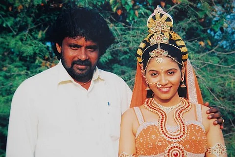 நடிகை அஞ்சலி விவகாரத்தி்ல் அரசியல் சதி: களஞ்சியம் சந்தேகம் | Actress Anjali, Director kalanjiyam, Political conspiracy - Vikatan