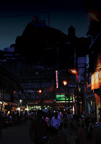 ராத்திரி ரவுண்ட் அப்!