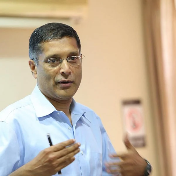 அரவிந்த் சுப்ரமணியனின்