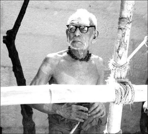 கயிலை... காலடி... காஞ்சி! - 20 - ‘கடிதாசிகளை தெப்போளத்துல போட்டுடு!’