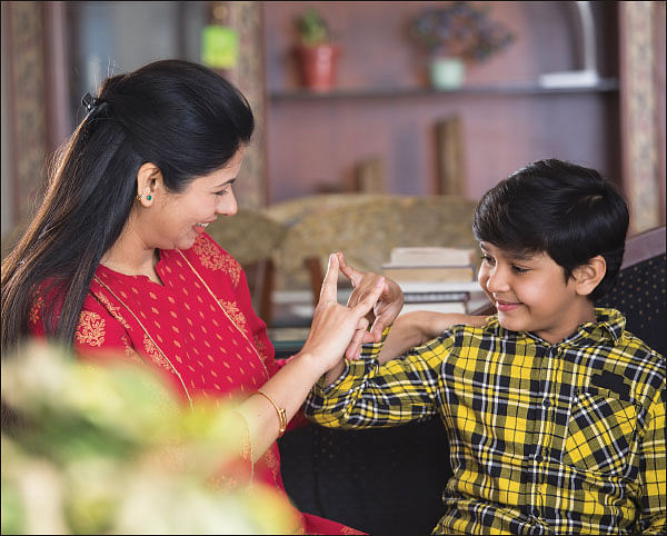 ஆண் குழந்தை வளர்ப்பில் அம்மாக்களின் அச்சங்களும் தீர்வுகளும்! - டாக்டர் ஷாலினி