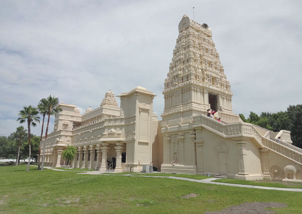 அமெரிக்க மண்ணில் அற்புத ஆலயங்கள்!