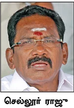 காணாமல் போகும் வைகை! - கபடி... கழிவுநீர்... கார் பார்க்கிங்...