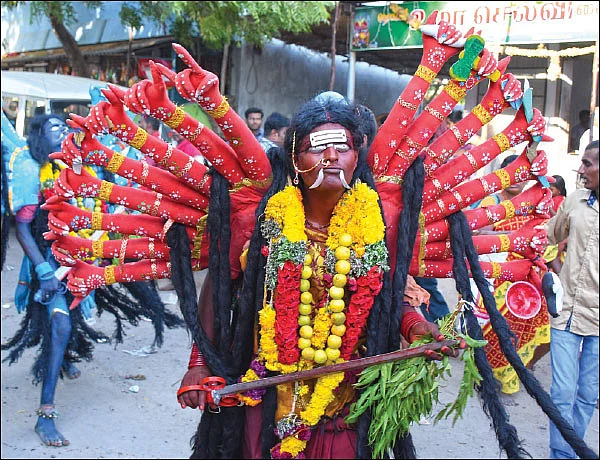சக்தியாய் சிவம்... சிவமயமாய் சக்தி!
