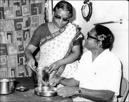 “கமலாவுடன் பேசணும்போல இருக்கு...” - நெகிழவைக்கும் இயக்குநர் எஸ்பி.முத்துராமன்