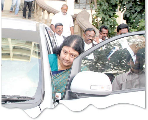 பெங்களூருவில் புது சசிகலா!