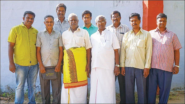 உறவுகளை ஒன்று சேர்க்கும் வனபோஜனம்!