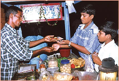சாண்ட்விச் சக்கைப்போடு வருமானம்!