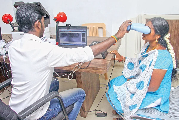 ஆதார் ஜூனியர்: ஆதார்... என்ன செய்ய வேண்டும்?