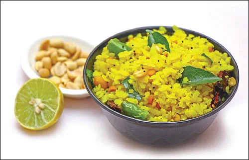 சித்திரை... அவல் பிரசாதம்!