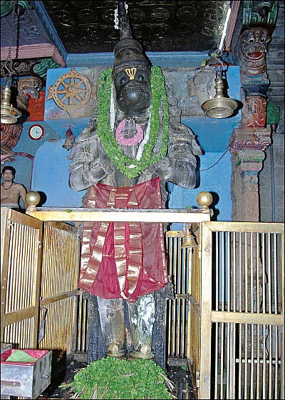 ஆஞ்சநேய ரக்ஷமாம்...