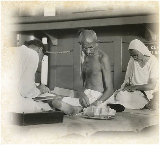 மகாத்மாவின் நிழல் - கஸ்தூர்பா