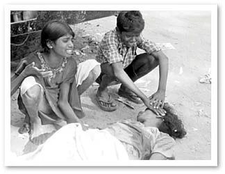 'யுத்த கால இரவொன்றில்...'