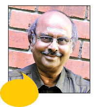 அஞ்சுபேரு அஞ்சுவிதமா பேசுறாங்க!