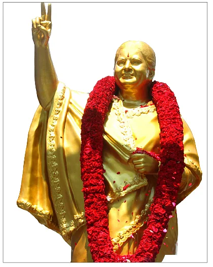 சசிகலா செய்யச் சொன்ன ஜெயலலிதா சிலை... எடப்பாடி வைத்த வேறு சிலை!