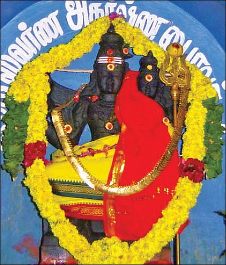 தீராத கடன்களை தீர்த்து வைப்பவர்!