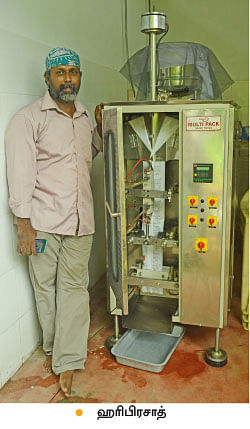 22 மாடுகள்... மாதம் ஒரு லட்சம்! பழுதில்லாமல் லாபம் கொடுக்கும் பால் பண்ணை!