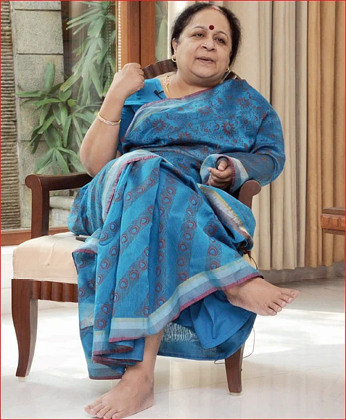 ‘ஜெயந்தி வரி’க்கு ஆதாரம் கிடைத்ததா? - சி.பி.ஐ வளையத்தில் ஜெயந்தி நடராஜன்